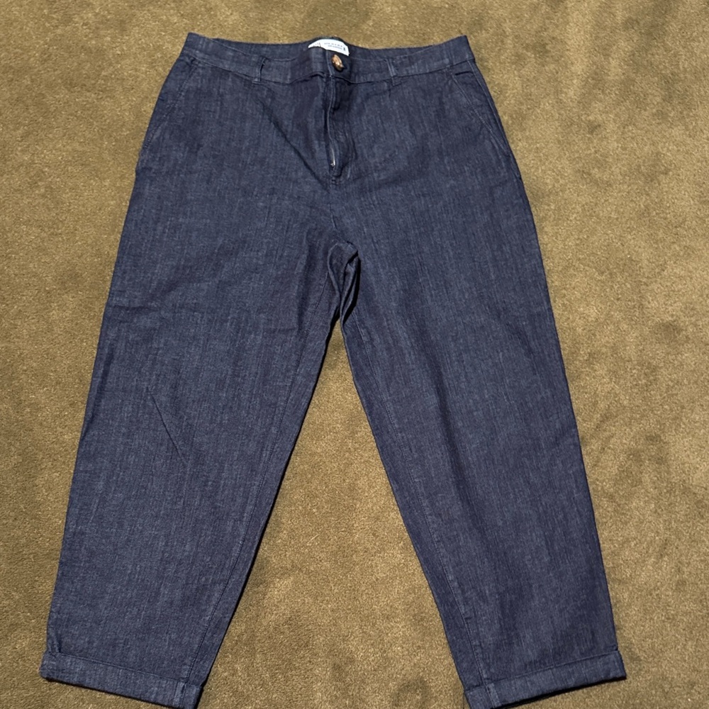 Zara women’s jeans dark wash